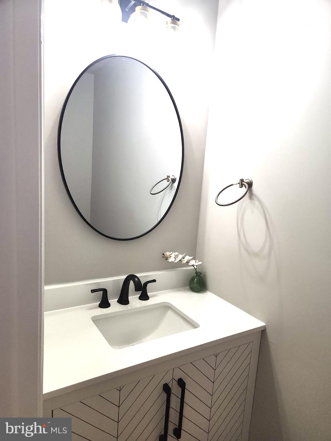 10460 Brackets Ford Circle Manassas, VA 20110 - Photo 7 of 29