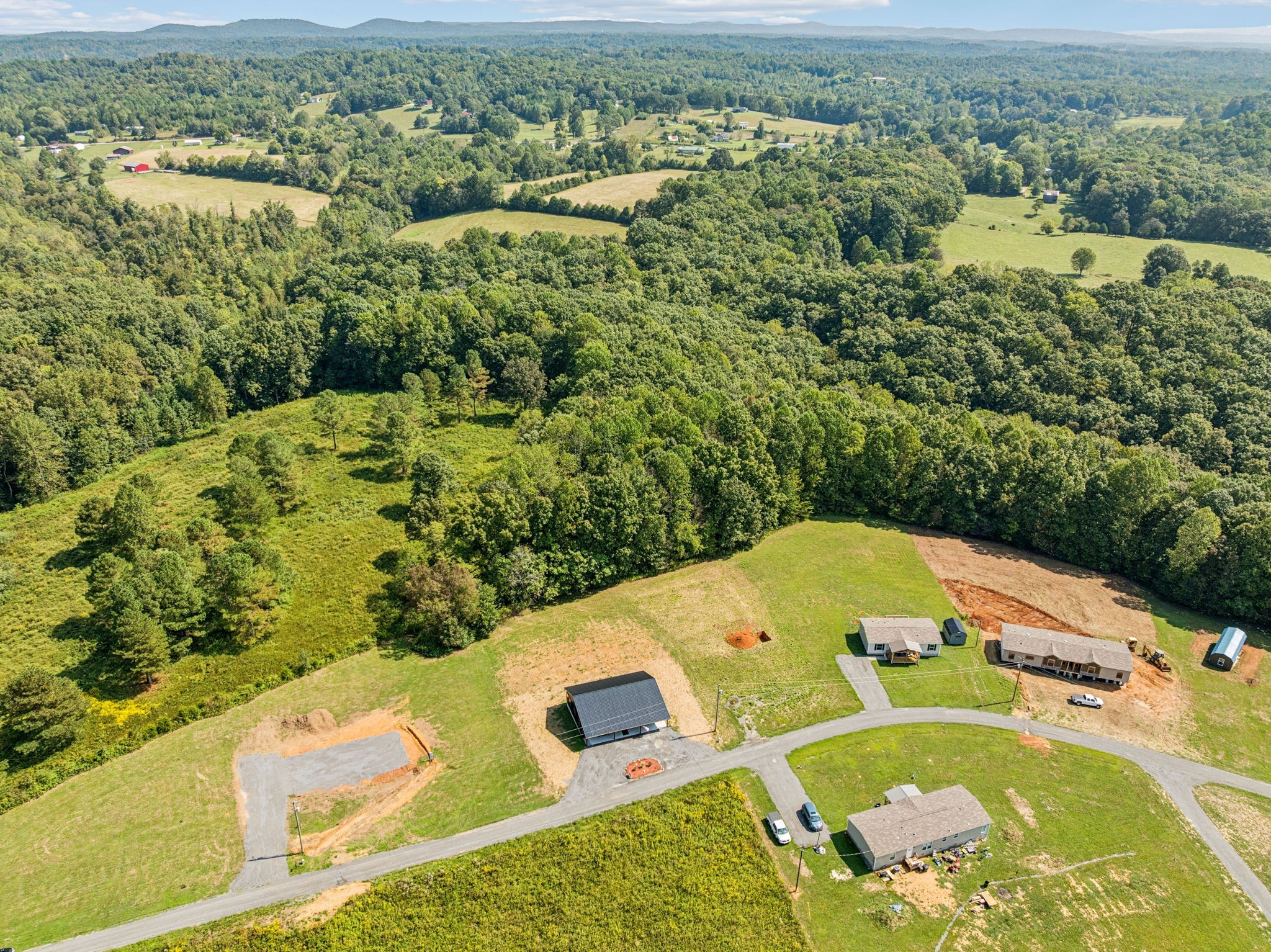 233 Ralph Spivey Lane Gainesboro, TN 38562 - Photo 41 of 45 an aerial view of a house with a yard