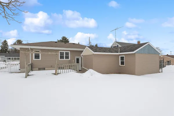 $199,900 | 1809 29th Avenue, Menominee, MI 49858