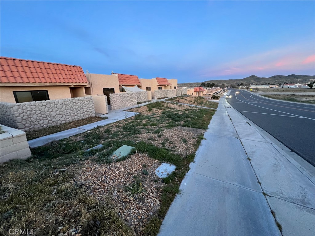 27160 Vista Road, Unit 39 Helendale, CA 92342 - Photo 5 of 7
