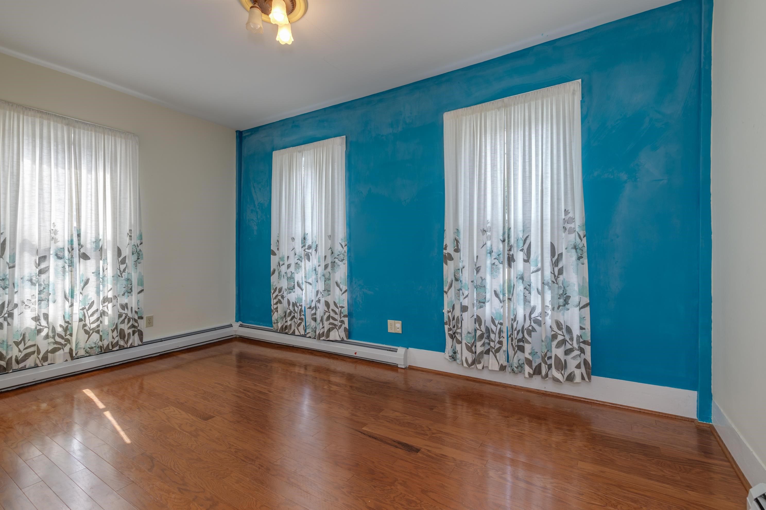 51 Laurel Street Concord, NH 03301 - Photo 14 of 35