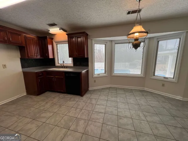 $300,000 | 1607 James Wilson Drive, Vidalia, GA 30474