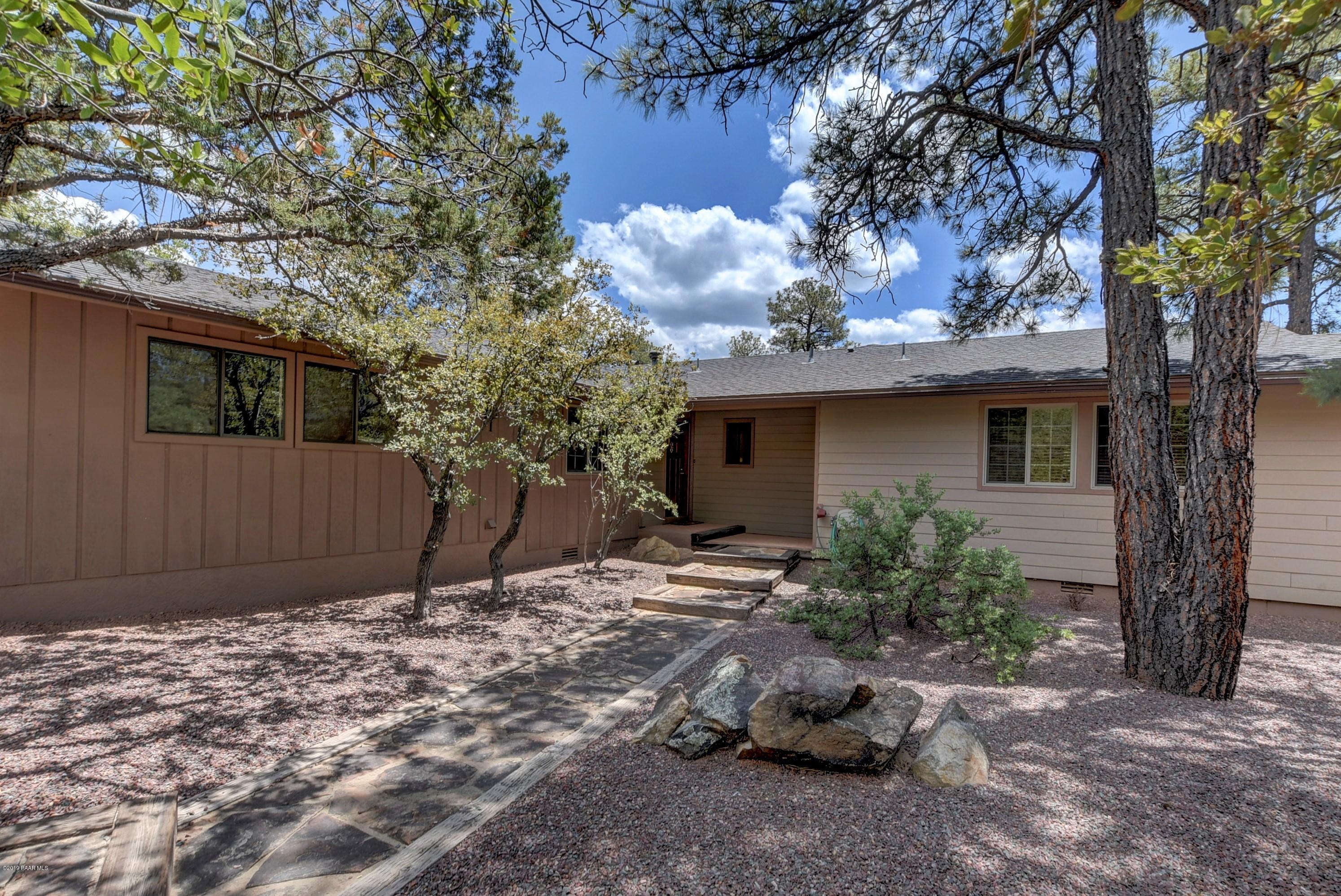 2008 View Point Road Prescott, AZ 86303 - Photo 4 of 42 Front Entrance