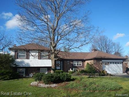 17673 Wayne Road Livonia, MI 48152 - Photo 1 of 16 FANTASTIC LOCATION!