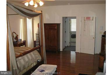 7812 Woodyard Road Clinton, MD 20735 - Photo 10 of 12 Bedroom (Master)