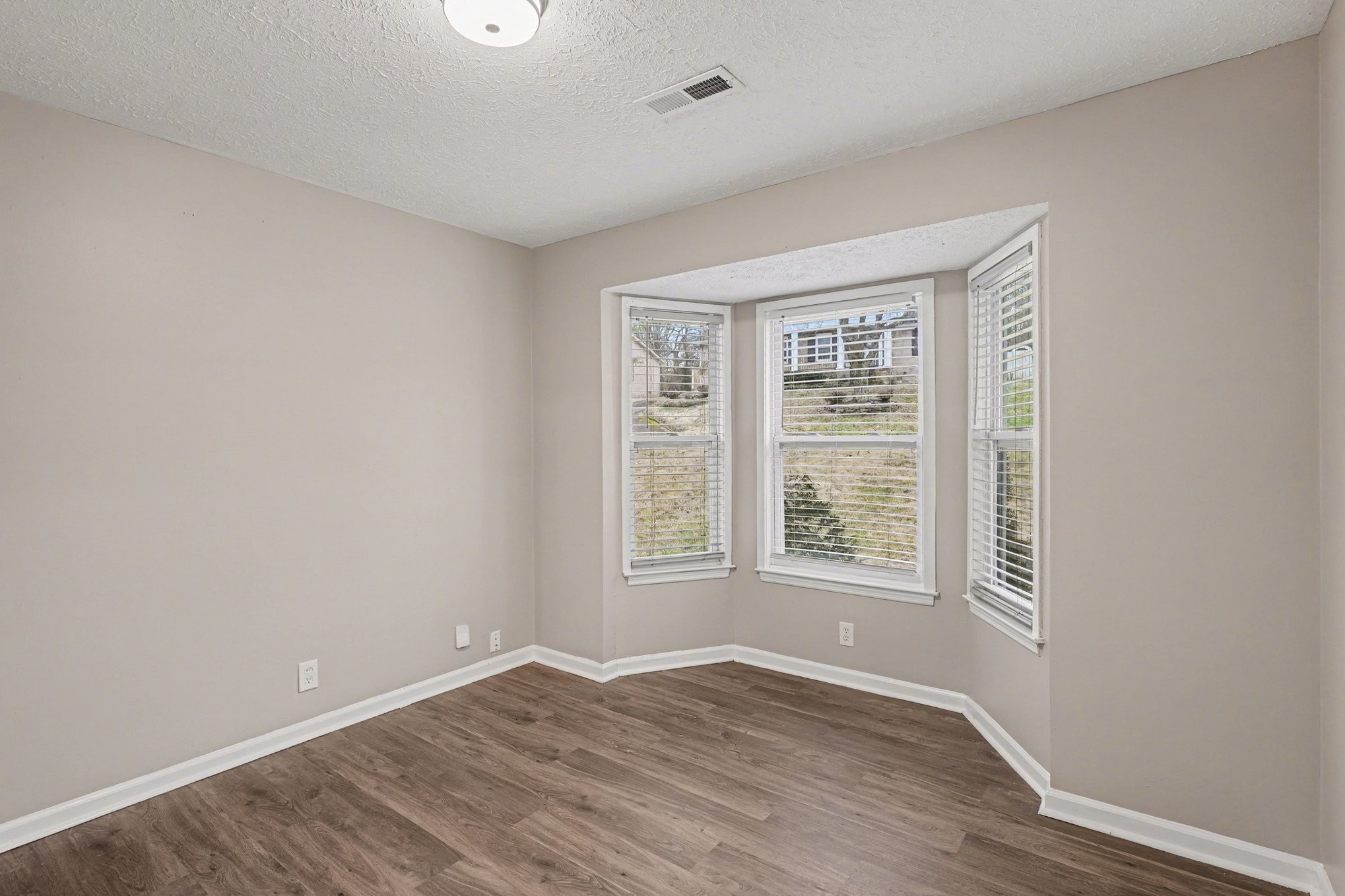 235 Cedarview Drive Antioch, TN 37013 - Photo 6 of 24