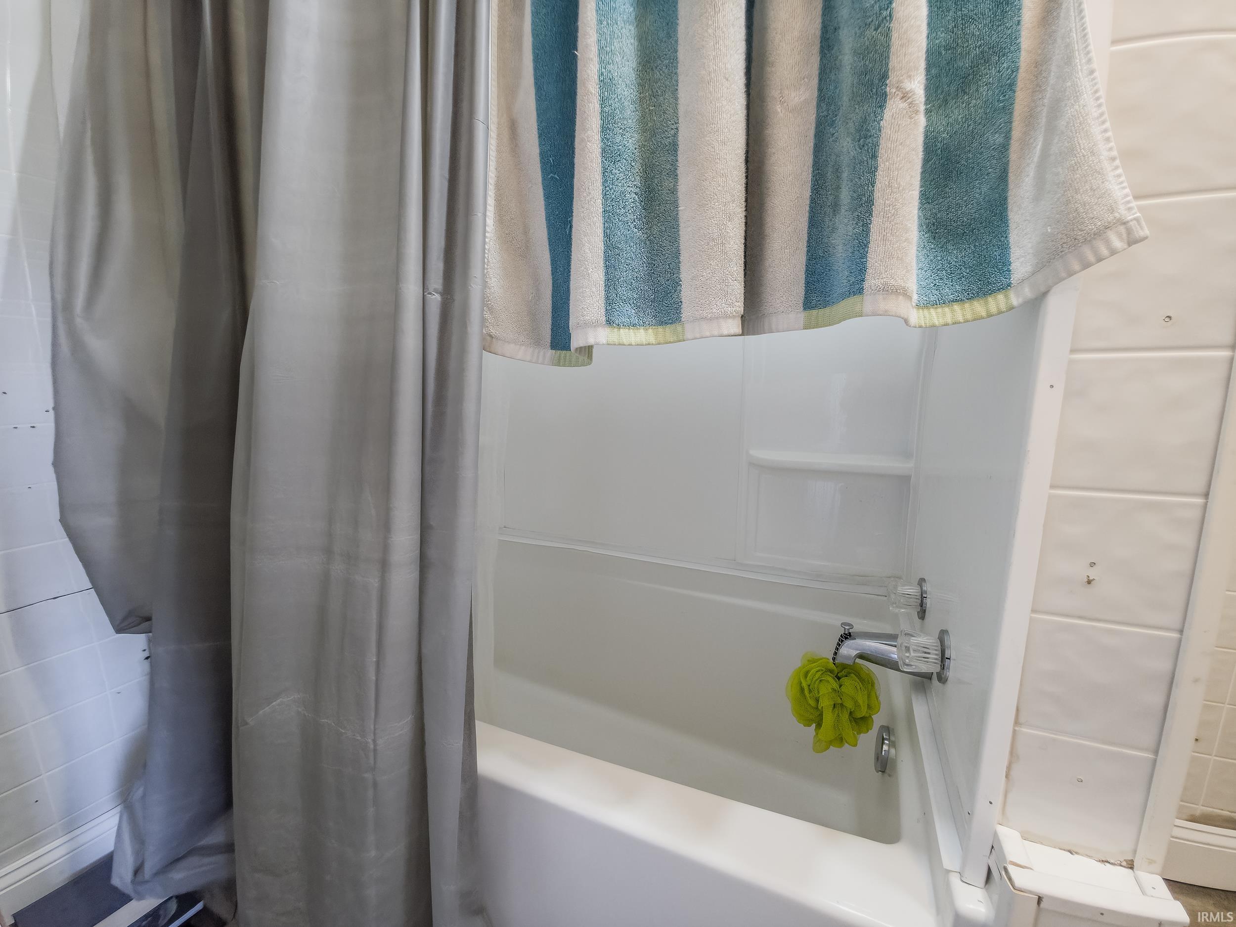 331 Poplar Street Mount Carmel, IL 62863 - Photo 7 of 17 Gallery Image 7