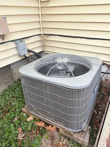 $105,000 | 3123 North 10th Street, St. Joseph, MO 64505