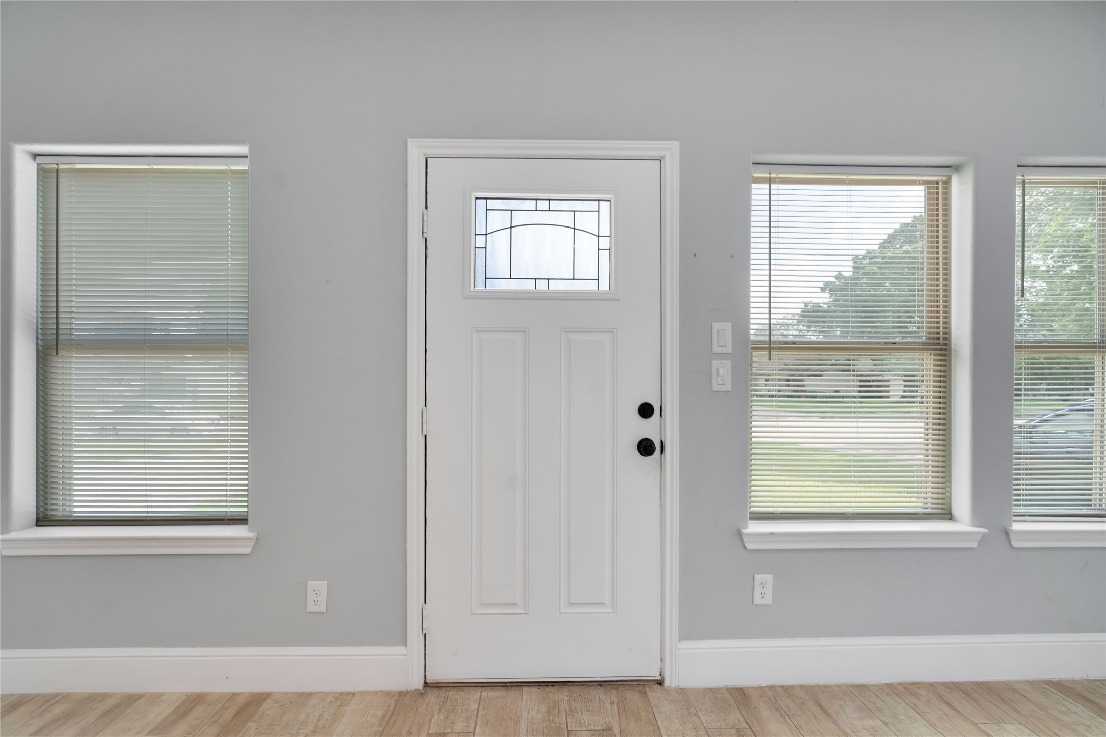 5754 Reed Road, Unit B Houston, TX 77033 - Photo 3 of 29 a view of an empty room with window