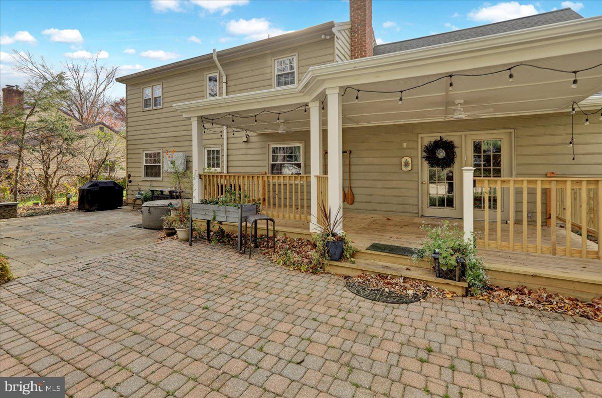 561 Millcross Road Lancaster, PA 17601 - Photo 45 of 52 a backyard of a house with yard and outdoor seating