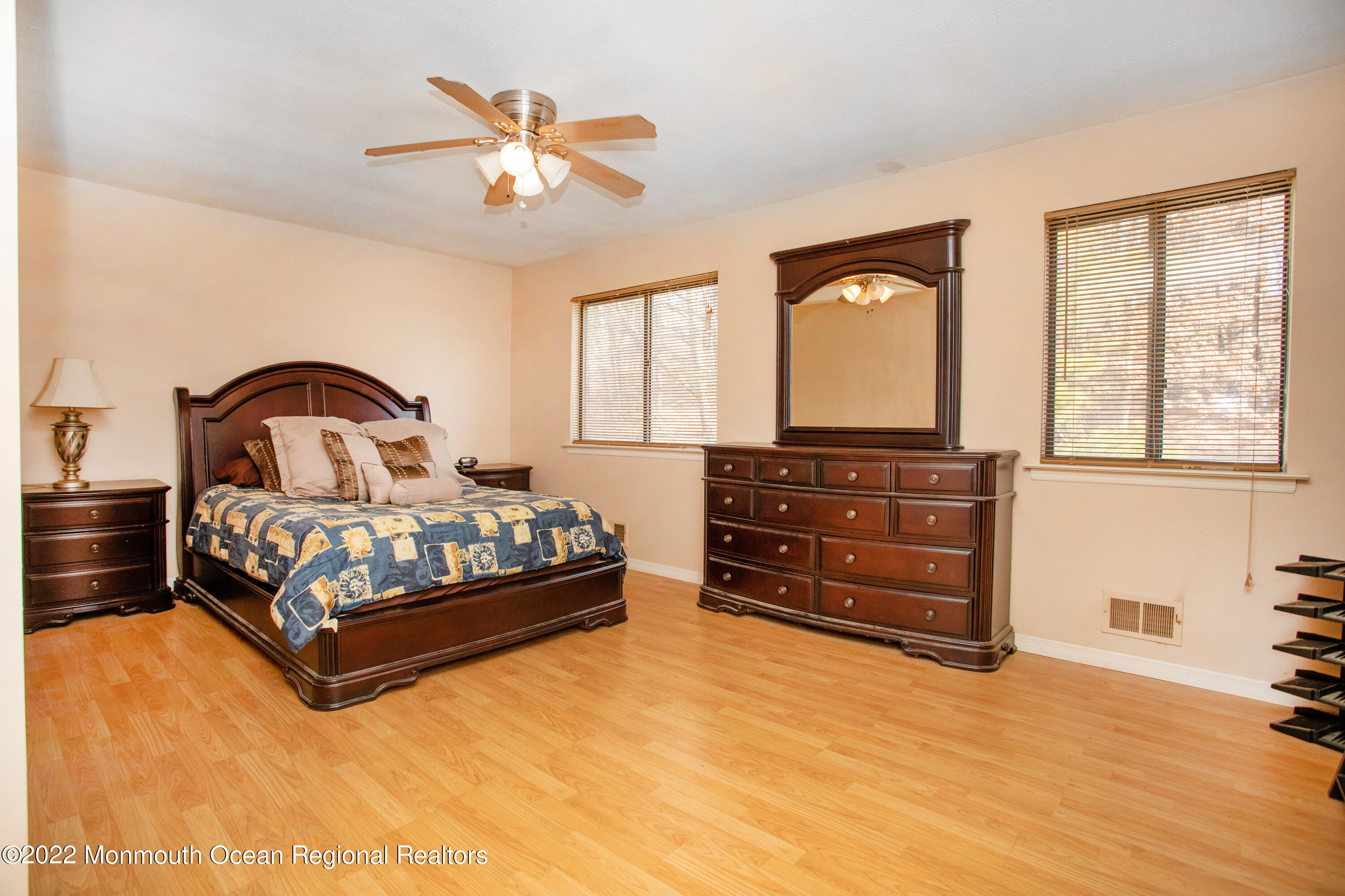 519 Sandra Place Brick, NJ 08724 - Photo 7 of 12 9