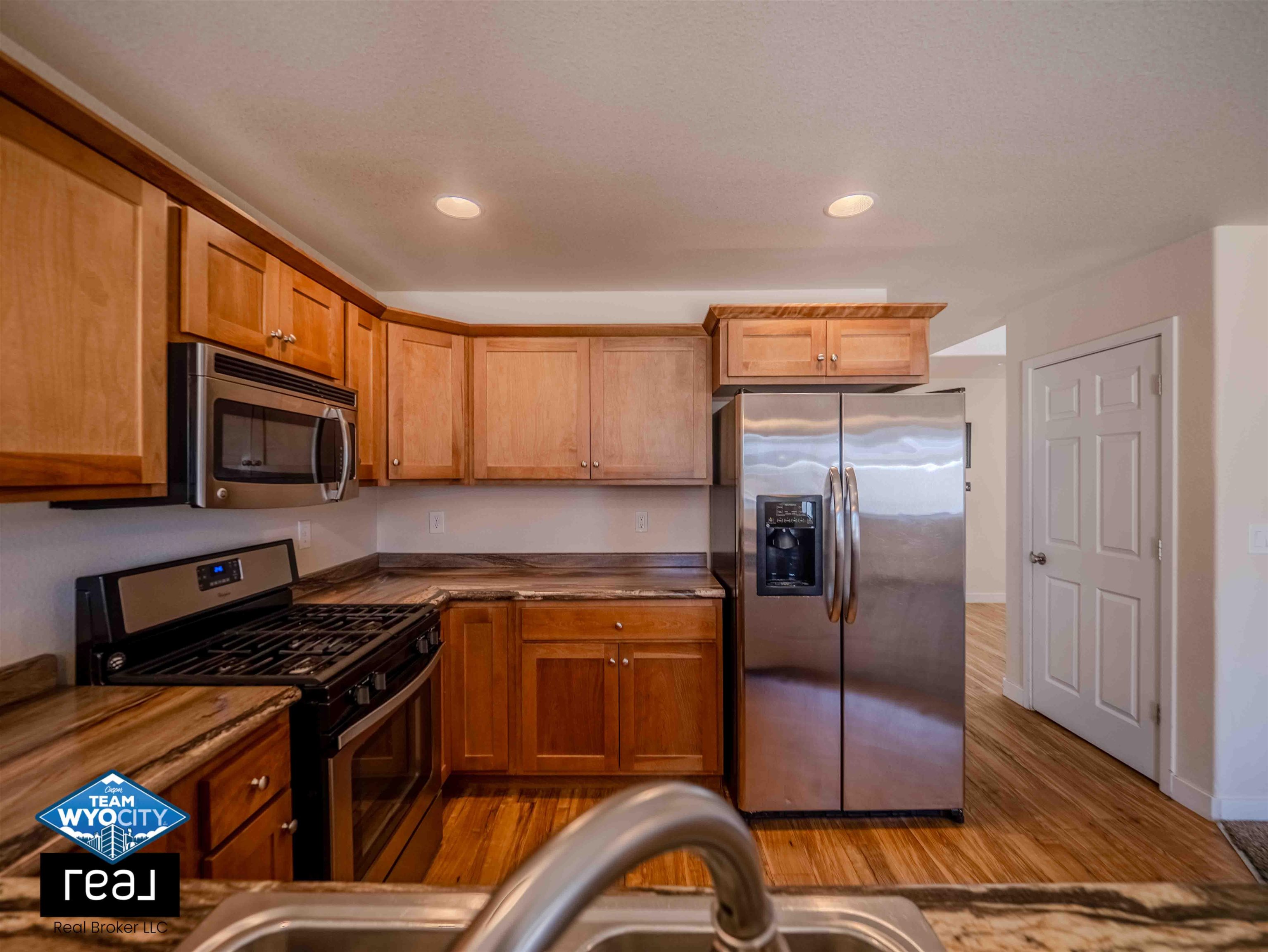 6866 Umpqua River Road Casper, WY 82604 - Photo 14 of 45