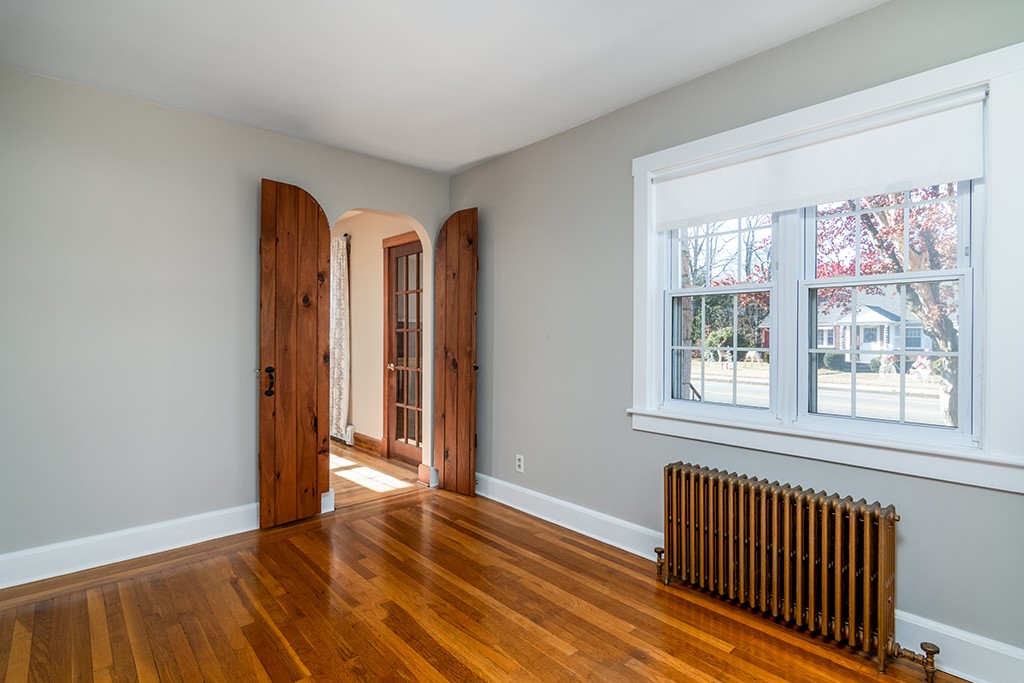 327 George Waterman Road Johnston, RI 02919 - Photo 12 of 23