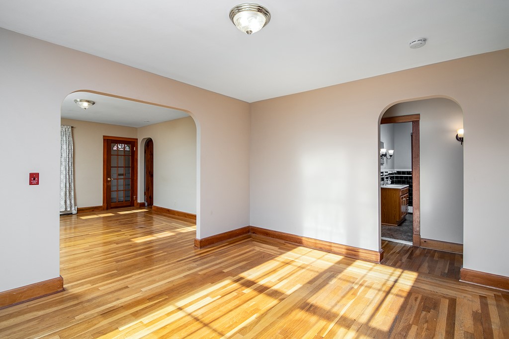 327 George Waterman Road Johnston, RI 02919 - Photo 8 of 23