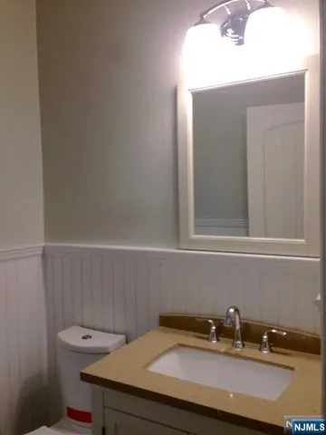 $5,500 | 52 West Homestead Avenue, Unit A, Palisades Park, NJ 07650