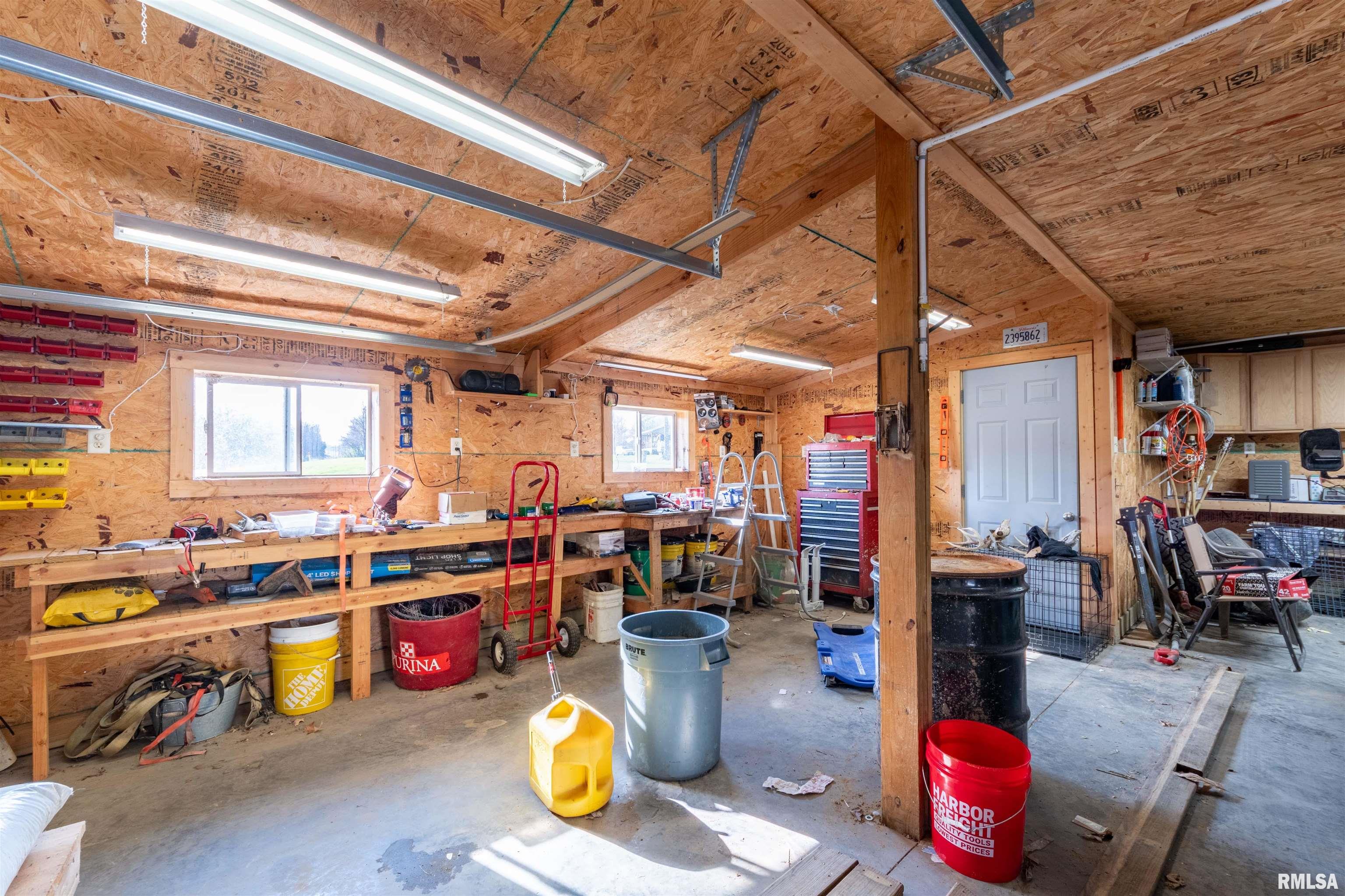 1510 Reevesville Road Grantsburg, IL 62943 - Photo 23 of 36 Gallery Image 23