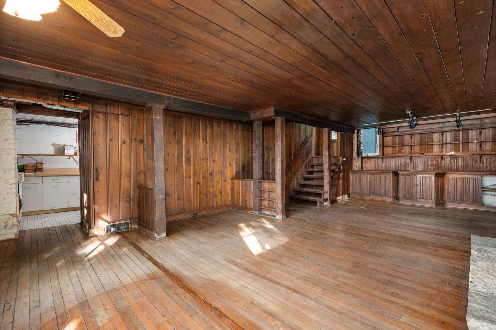 202 North Bennett Street Geneva, IL 60134 - Photo 7 of 40 a view of empty room with wooden floor