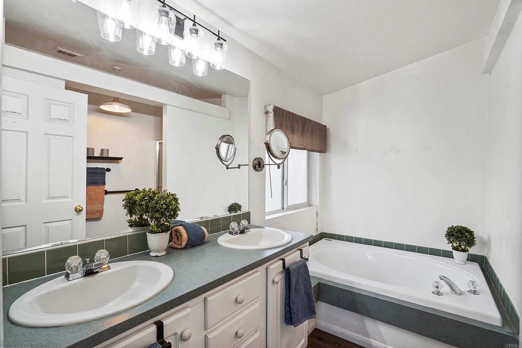 15935 Spring Oaks Road, Unit 84 El Cajon, CA 92021 - Photo 15 of 30 Gallery Image 15