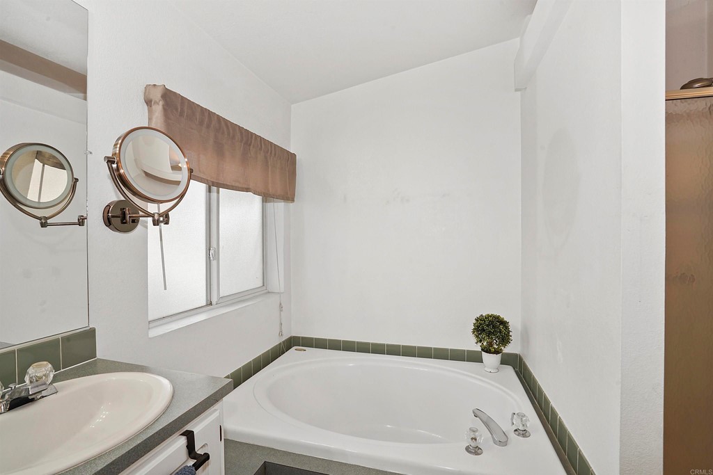 15935 Spring Oaks Road, Unit 84 El Cajon, CA 92021 - Photo 16 of 30 Gallery Image 16