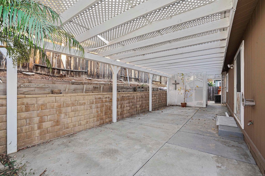 15935 Spring Oaks Road, Unit 84 El Cajon, CA 92021 - Photo 22 of 30 Gallery Image 22