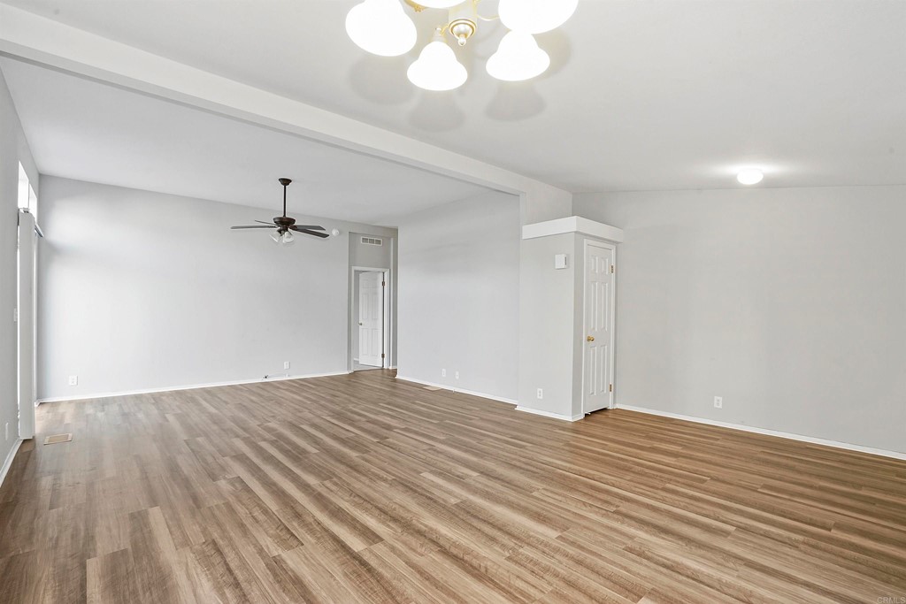 15935 Spring Oaks Road, Unit 84 El Cajon, CA 92021 - Photo 5 of 30 Gallery Image 5