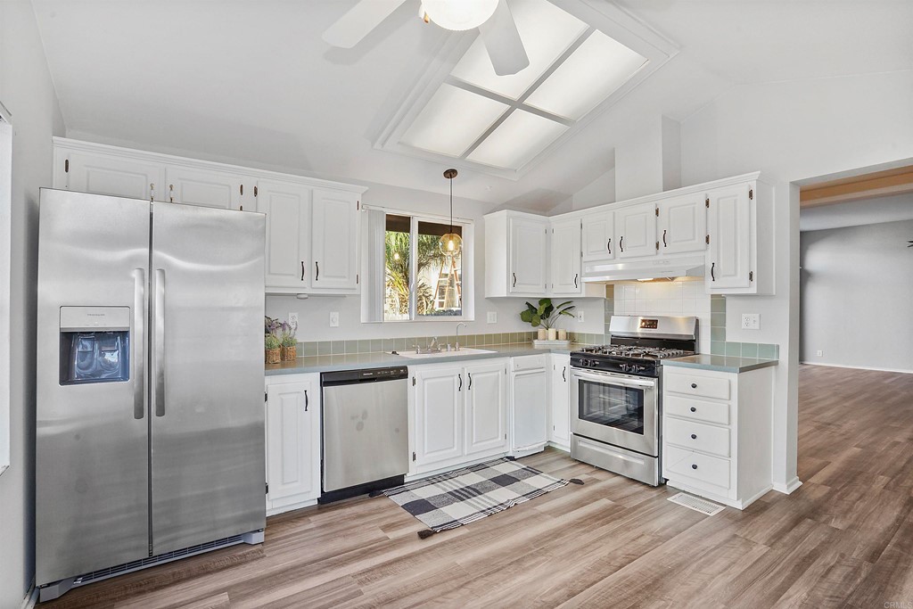 15935 Spring Oaks Road, Unit 84 El Cajon, CA 92021 - Photo 9 of 30 Gallery Image 9