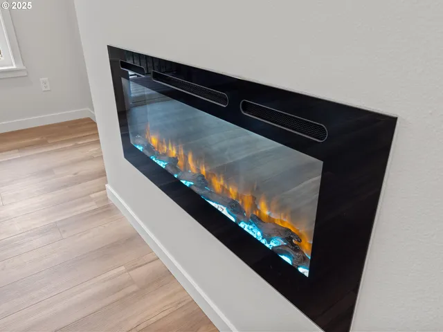 $439,000 | 1502 Southeast Marine Avenue, Lincoln City, OR 97367