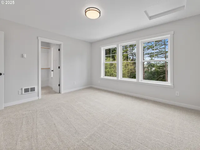 $439,000 | 1502 Southeast Marine Avenue, Lincoln City, OR 97367