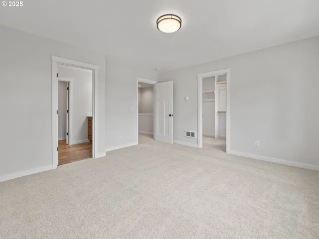 $439,000 | 1502 Southeast Marine Avenue, Lincoln City, OR 97367