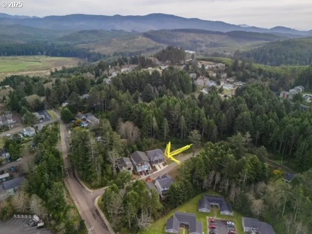 $439,000 | 1502 Southeast Marine Avenue, Lincoln City, OR 97367