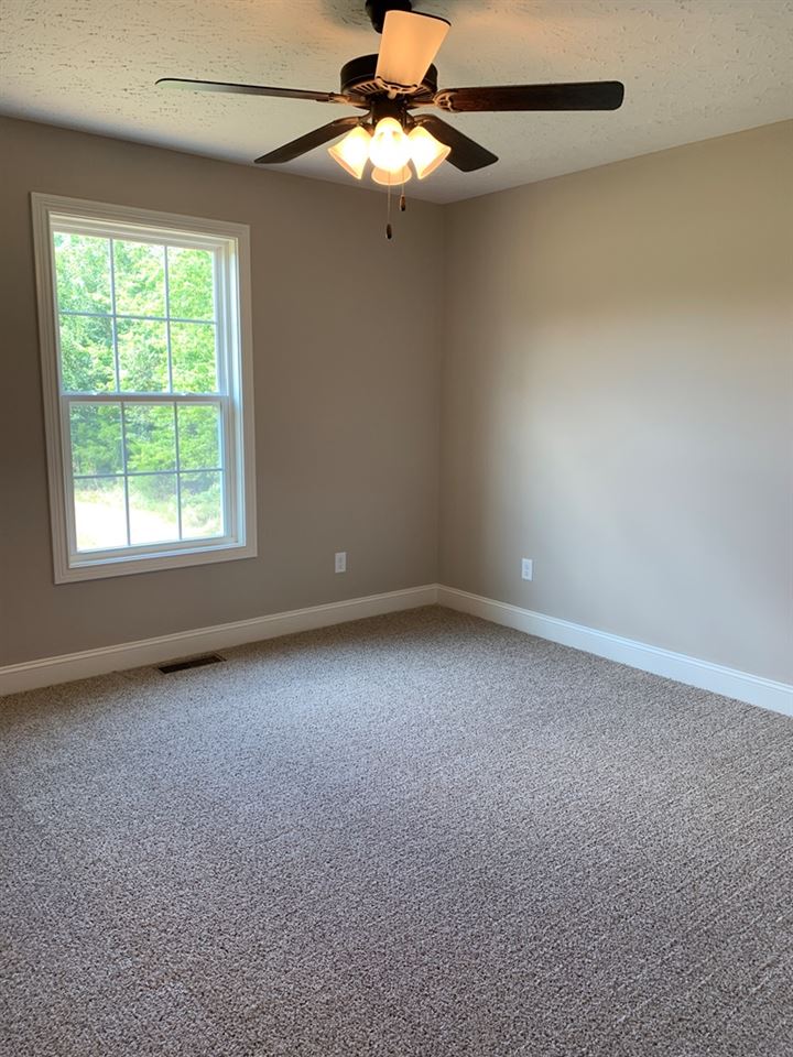 611 Perry Martin Road Woodburn, KY 42170 - Photo 9 of 13 Gallery Image 9