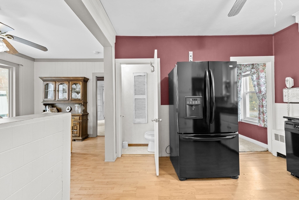 269 Middleboro Road Freetown, MA 02717 - Photo 16 of 42