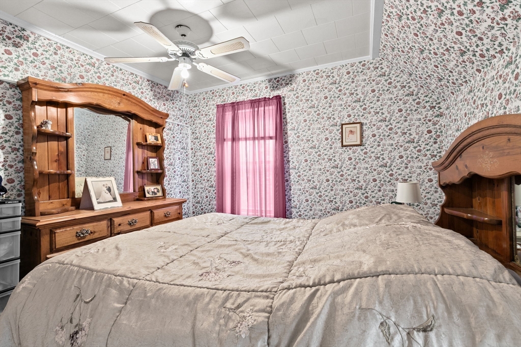 269 Middleboro Road Freetown, MA 02717 - Photo 25 of 42