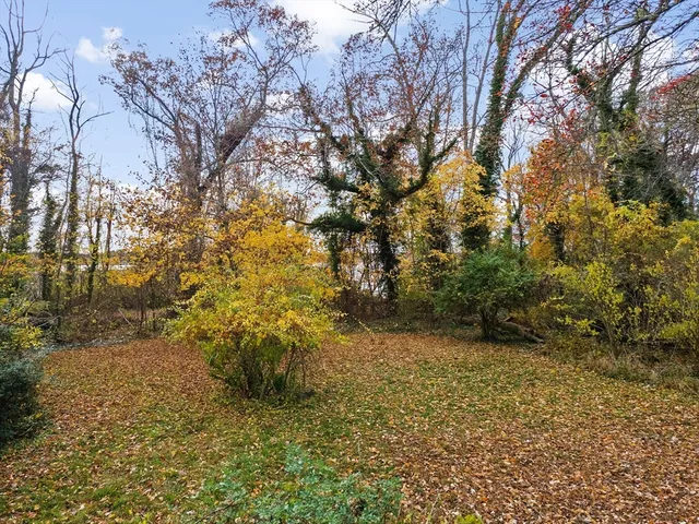 $469,900 | 269 Middleboro Road, Freetown, MA 02717