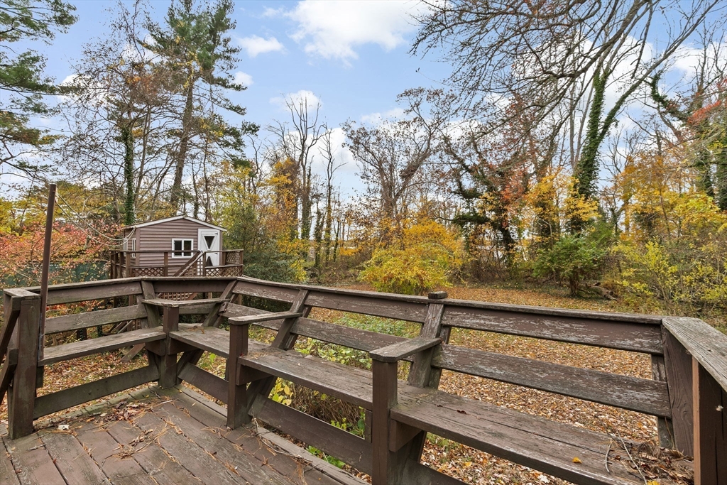 269 Middleboro Road Freetown, MA 02717 - Photo 34 of 42