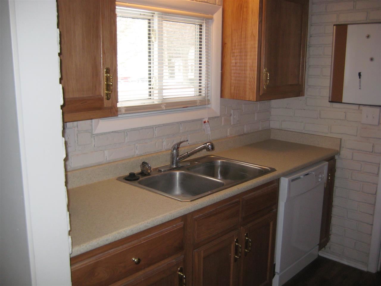 555 West Maple Street Waterloo, IN 46793 - Photo 3 of 10 Gallery Image 3