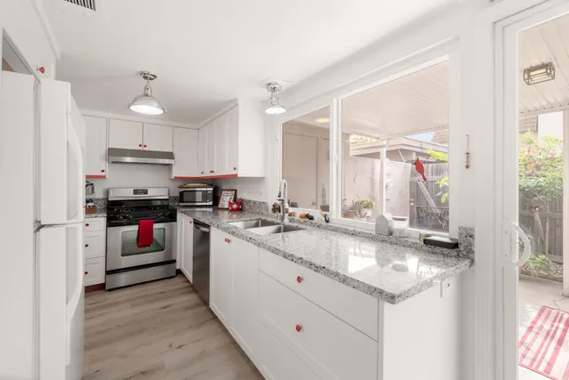 $330,000 | 2420 Via Camino Avenue, Carmichael, CA 95608