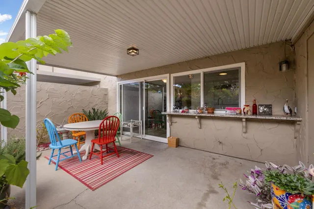 $330,000 | 2420 Via Camino Avenue, Carmichael, CA 95608