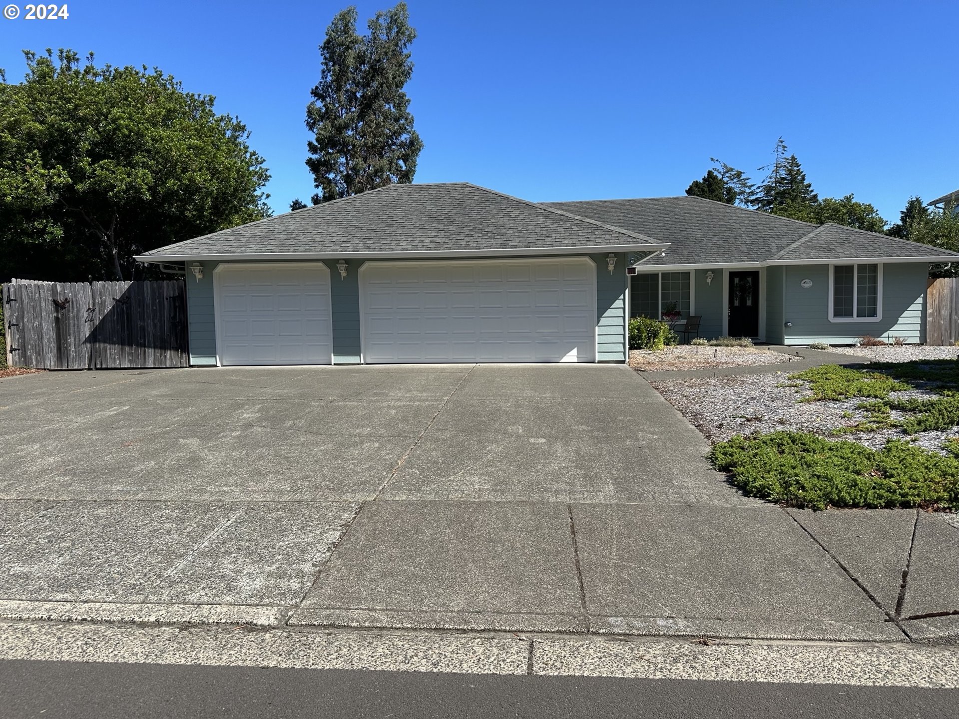2175 23rd Street Florence, OR 97439 - Photo 31 of 35 Gallery Image 31