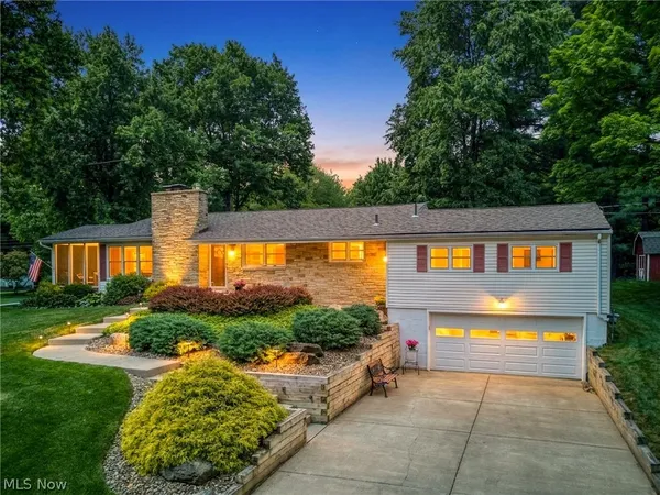 $405,000 | 7471 Skyview Drive, Kent, OH 44240