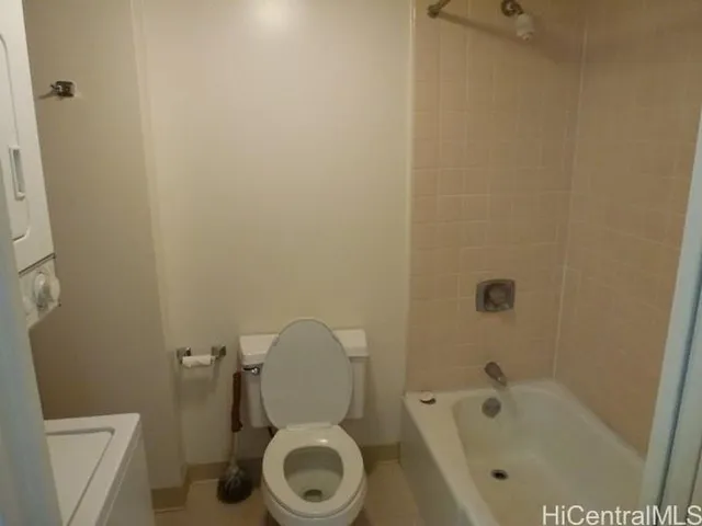 $1,775 | 98-402 Koauka Loop, Unit 410, Aiea, HI 96701