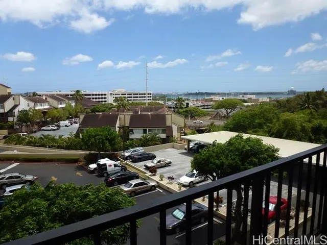 $1,775 | 98-402 Koauka Loop, Unit 410, Aiea, HI 96701