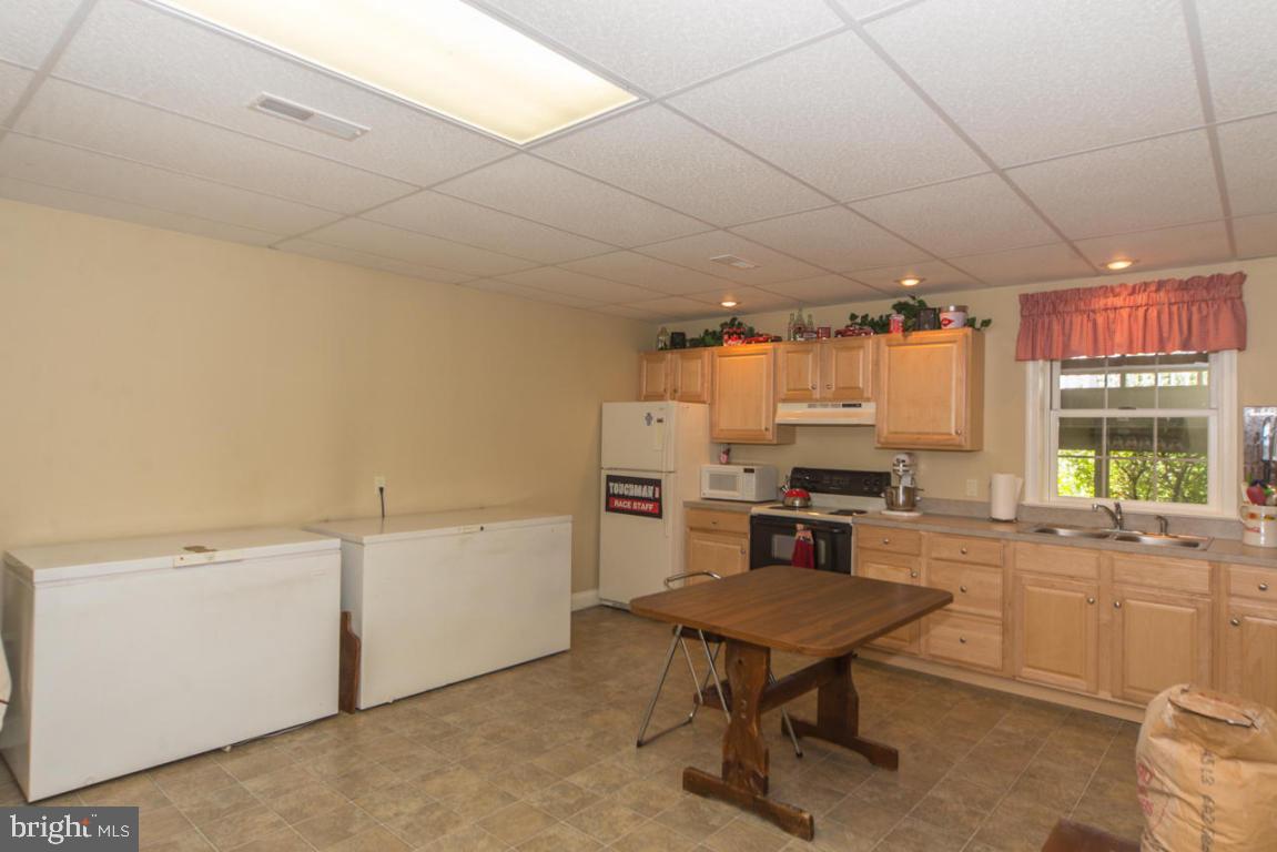 2560 Valley View Road Morgantown, PA 19543 - Photo 24 of 35 Gallery Image 24
