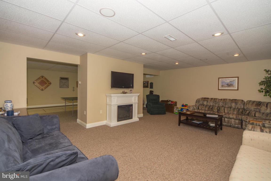 2560 Valley View Road Morgantown, PA 19543 - Photo 26 of 35 Gallery Image 26