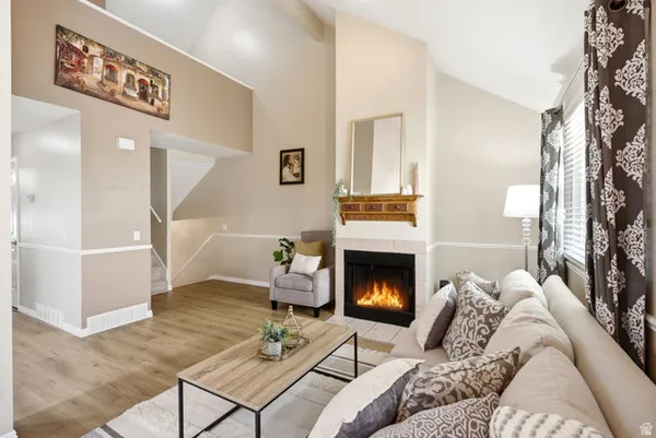 $365,000 | 3133 Applewood Drive, Bountiful, UT 84010