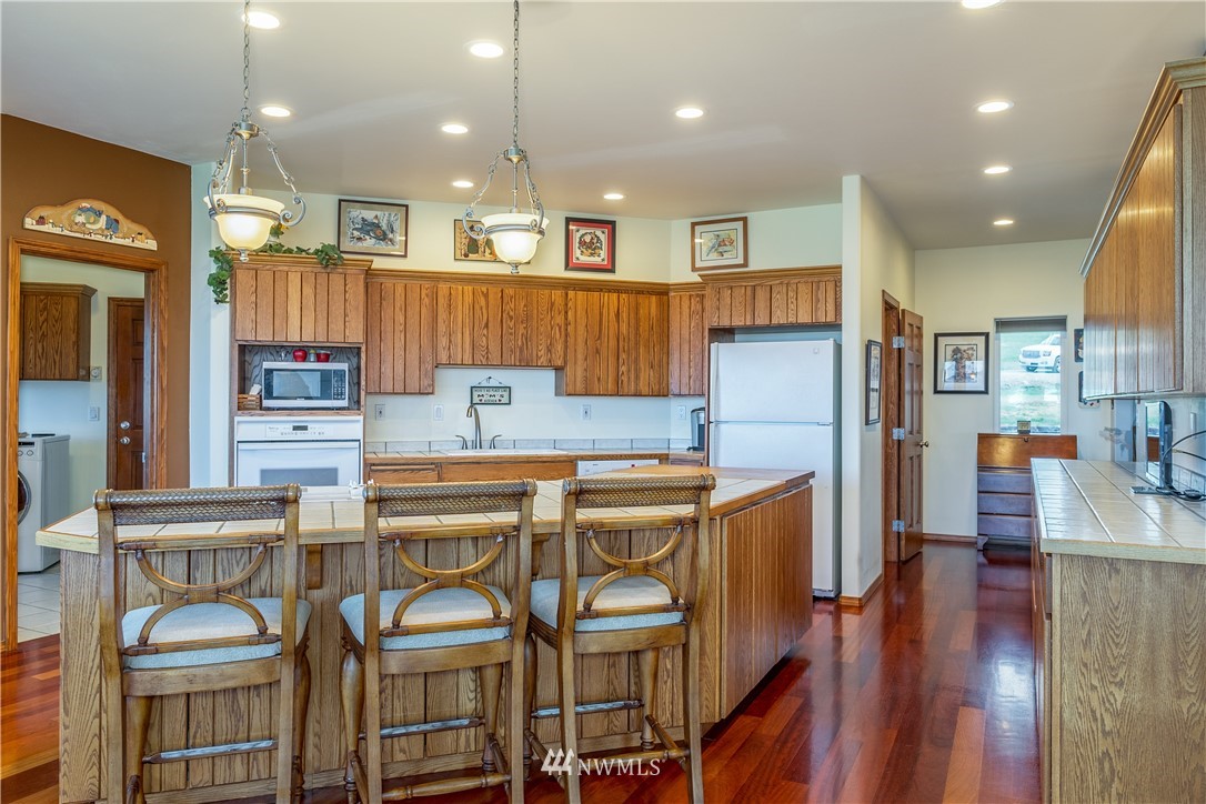 615 Chelan Trails Road Manson, WA 98831 - Photo 3 of 25 Gallery Image 3