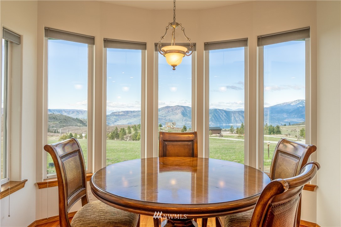 615 Chelan Trails Road Manson, WA 98831 - Photo 4 of 25 Gallery Image 4