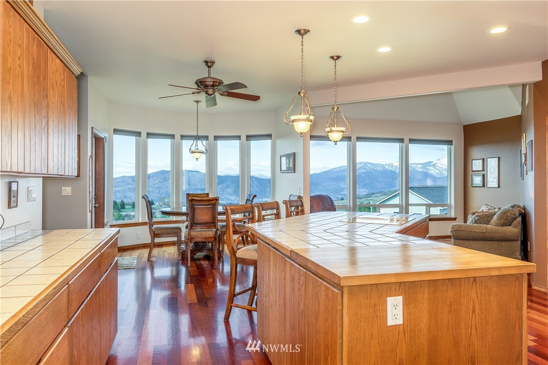 615 Chelan Trails Road Manson, WA 98831 - Photo 5 of 25 Gallery Image 5