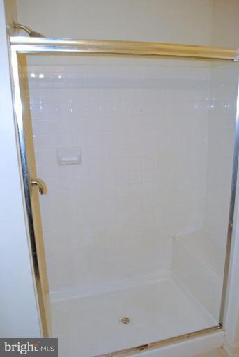 9600 Haven Farm Road, Unit 9600D Perry Hall, MD 21128 - Photo 21 of 27 Master Bath
