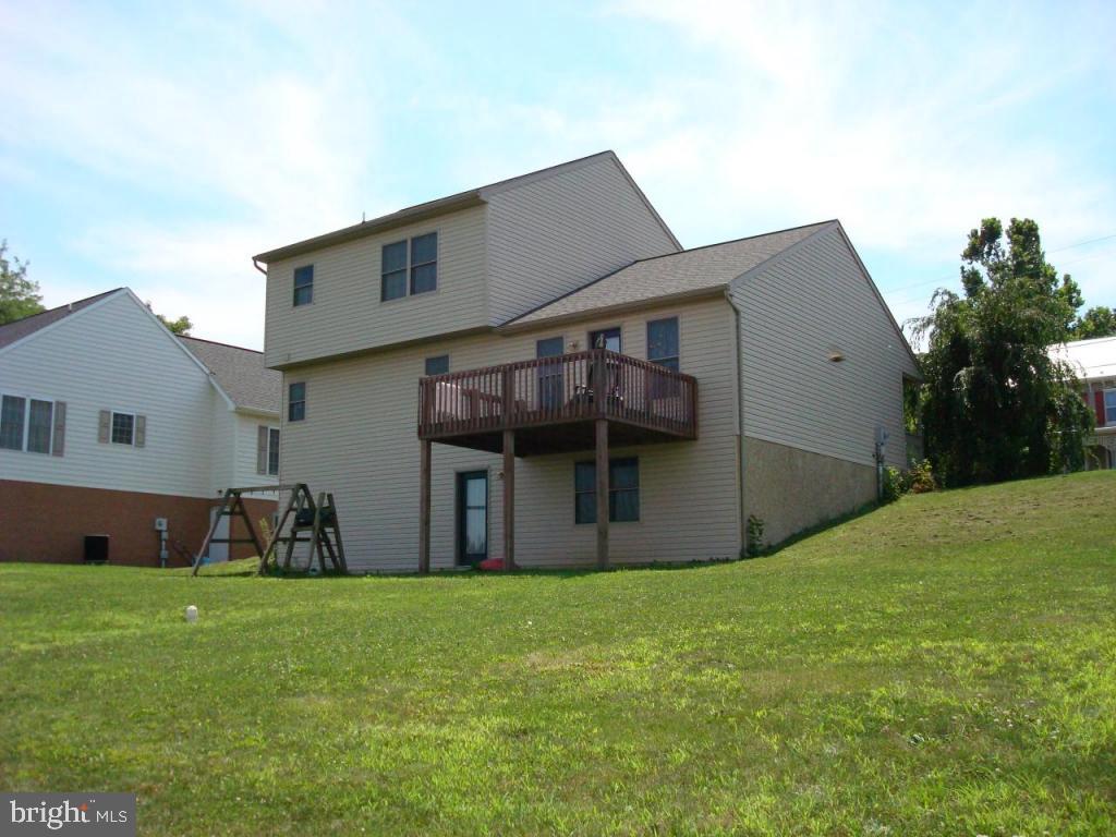 329 Rexmont Road Lebanon, PA 17042 - Photo 2 of 6 Gallery Image 2